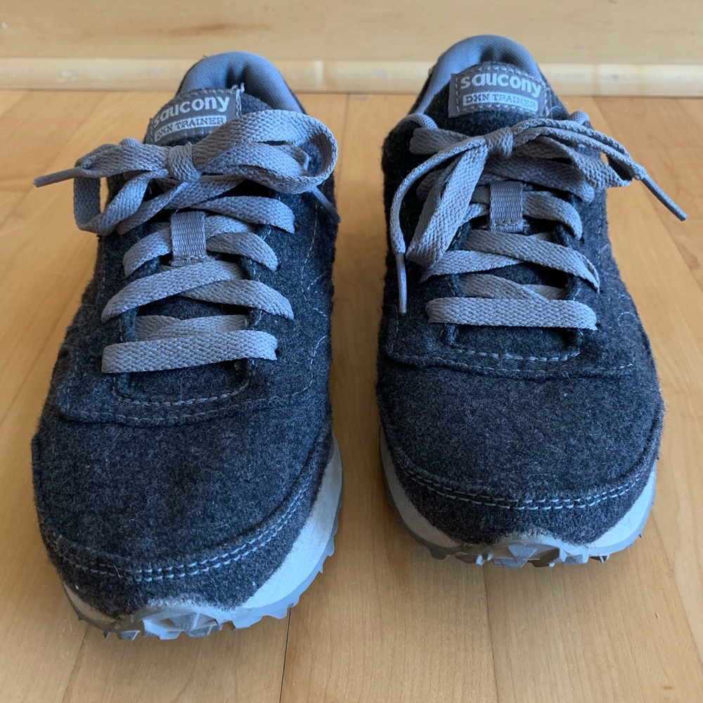 Saucony Grey wool DXN Trainer sneakers sz6